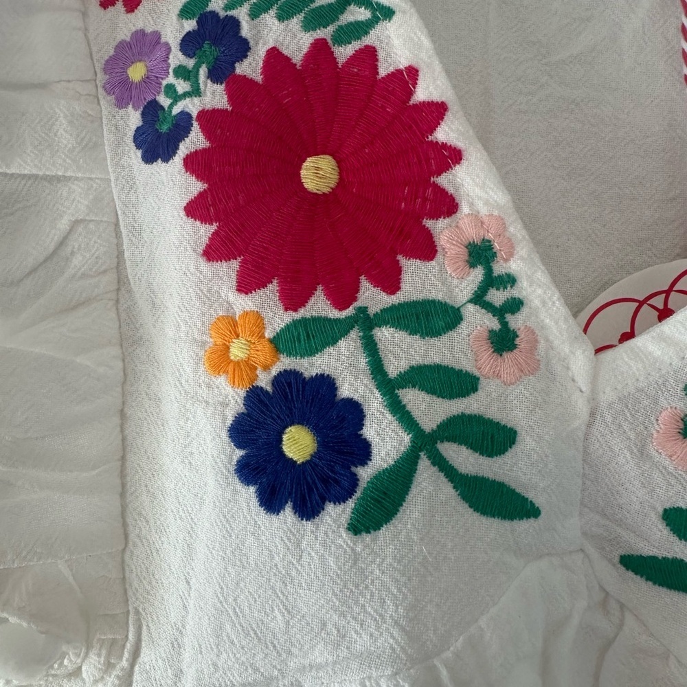 Boho Floral Embroidery Top Pom Pom Details - Picture 5 of 7